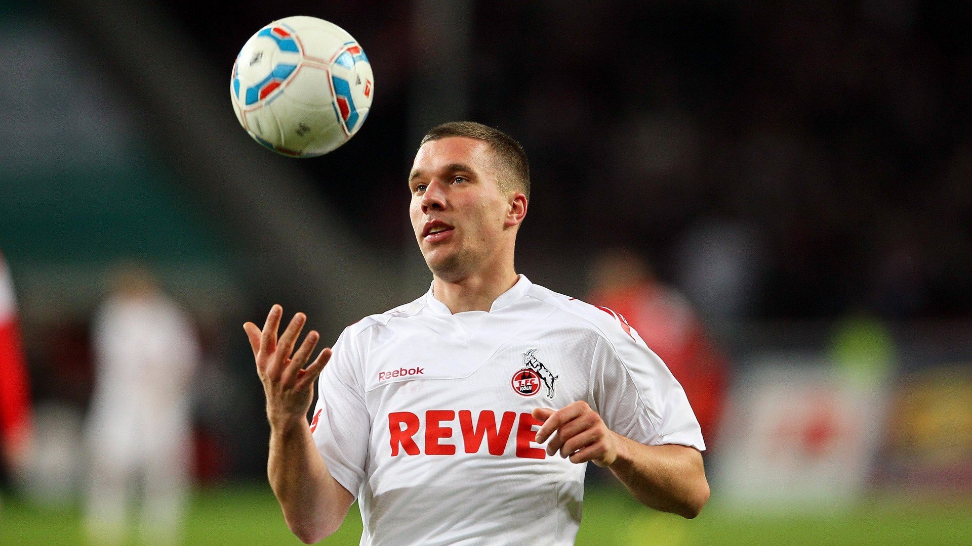 法甲劲旅挖角意大利天才,欧冠路不远,意甲法甲