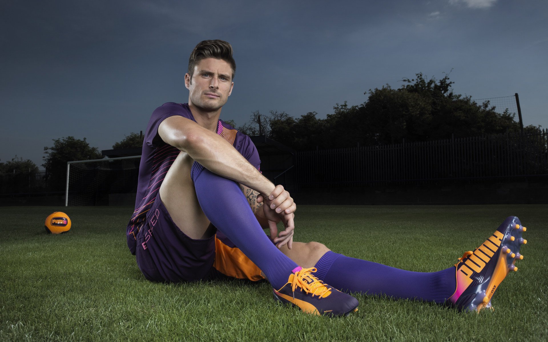 九游体育网站-球迷盛典：线上线下球迷活动集锦，线下买球